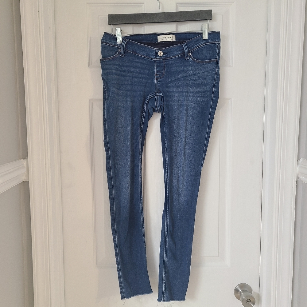 (5/$25) Abercrombie & Fitch The Jean Legging Size 27 (4R)